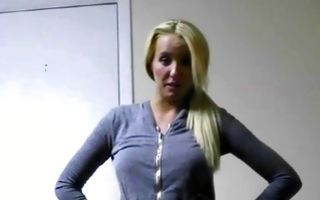 Charming girlfriend Tucker Starr has sex after blowjob