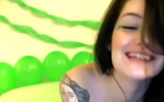 Cute brunette teen girlfriend poses in homemade teen xxx video