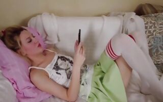 Cute teen hottie solo fingers her pussy hole