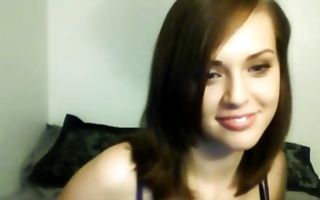 Pretty girlfriend shows how to make blowjob right